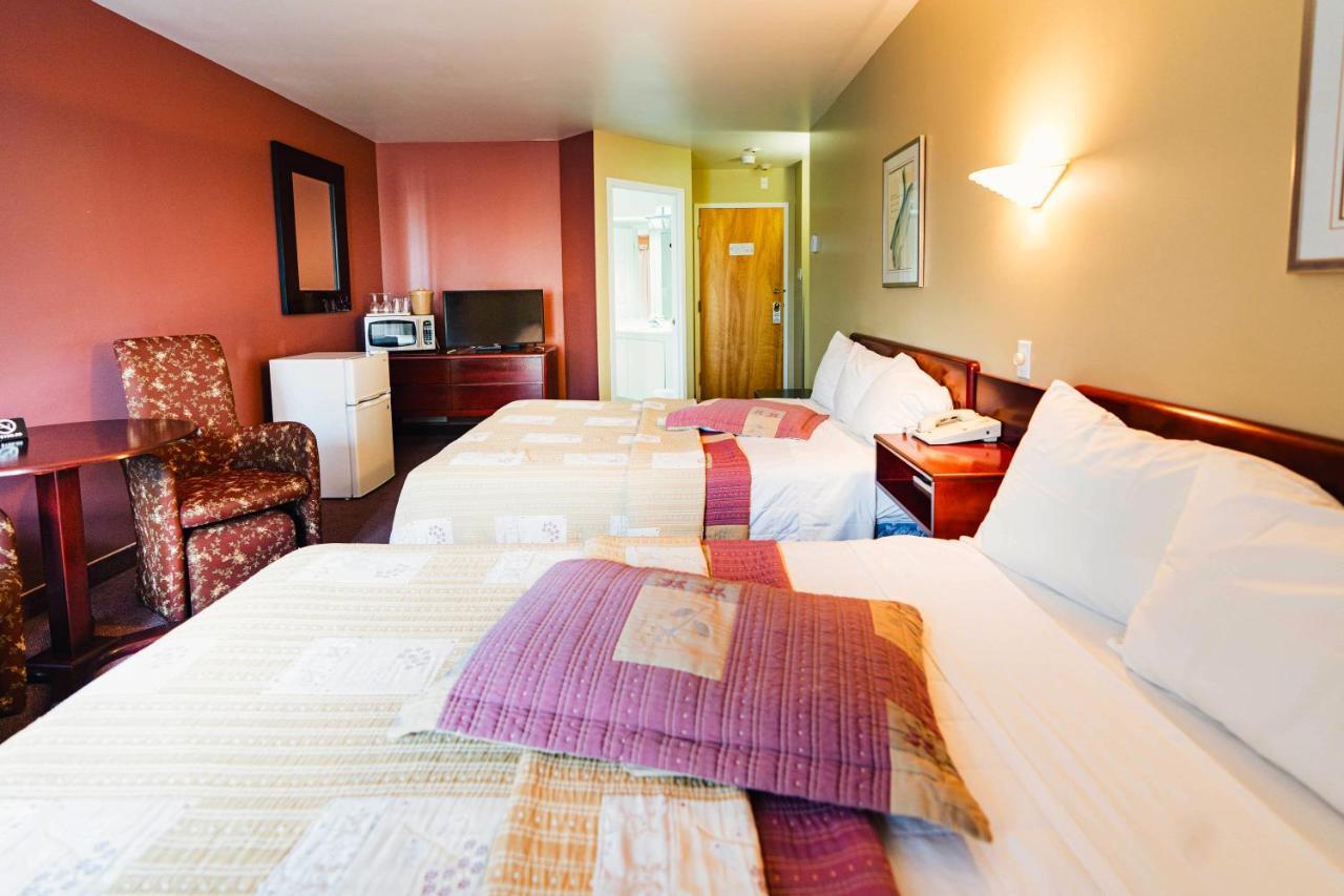 Auberge Harris Saint-Jean-sur-Richelieu Exterior photo